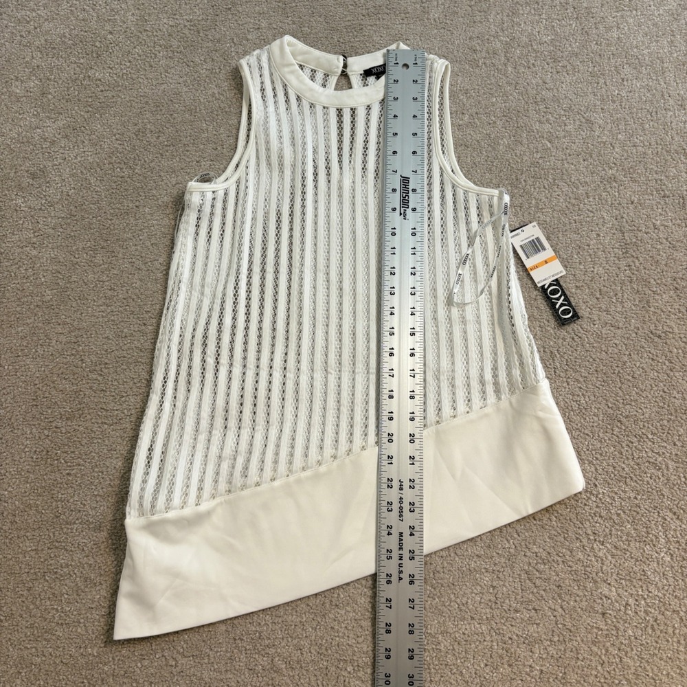 NWT XOXO‎ White Sleeveless Top - Sheer Lace Overlay - Contemporary Style - S - Picture 9 of 10